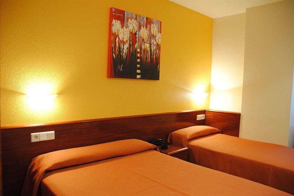 Hotel Playa Poniente Gijon Ngoại thất bức ảnh