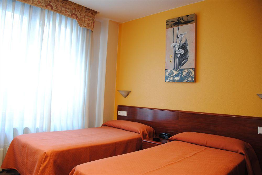 Hotel Playa Poniente Gijon Ngoại thất bức ảnh
