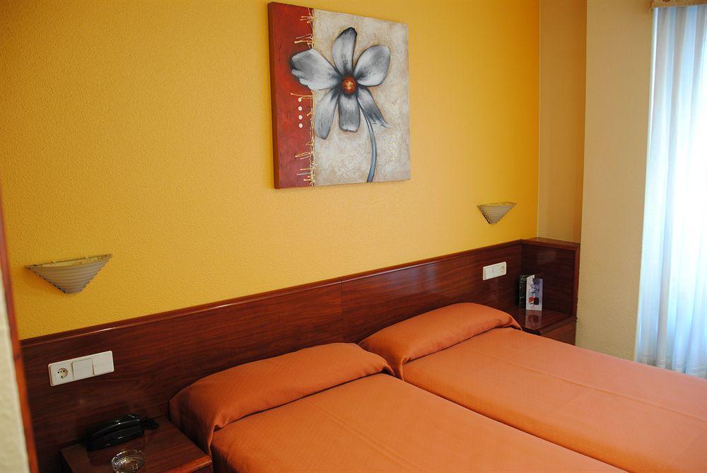 Hotel Playa Poniente Gijon Ngoại thất bức ảnh