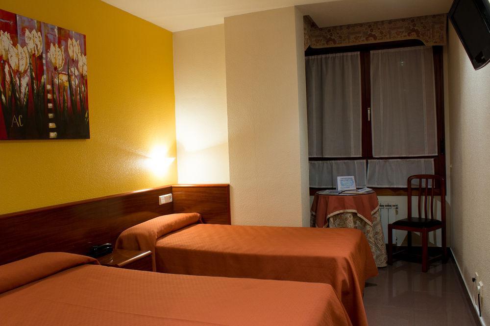 Hotel Playa Poniente Gijon Ngoại thất bức ảnh